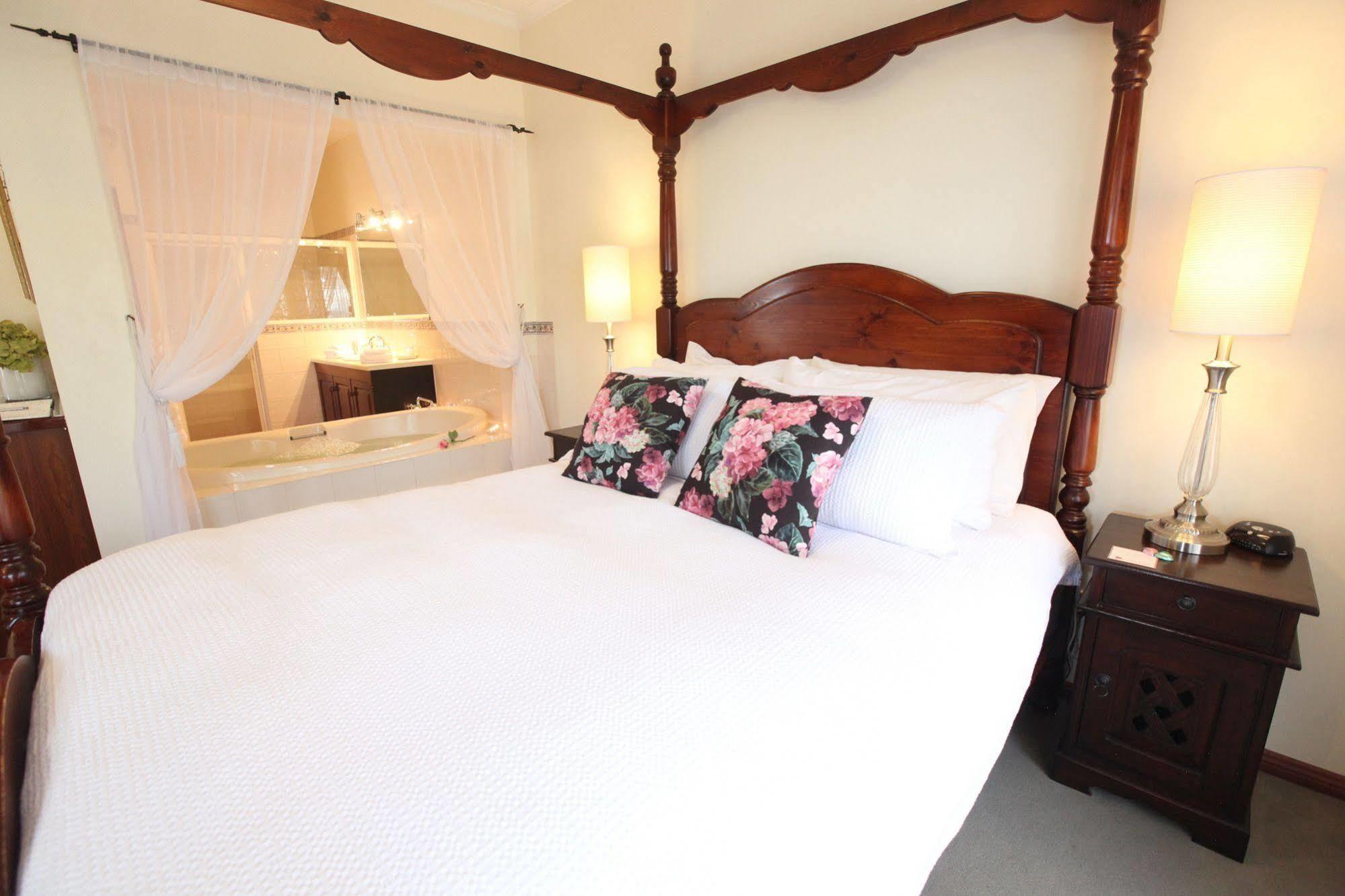 Wine And Roses Bed And Breakfast Adelaida Exterior foto
